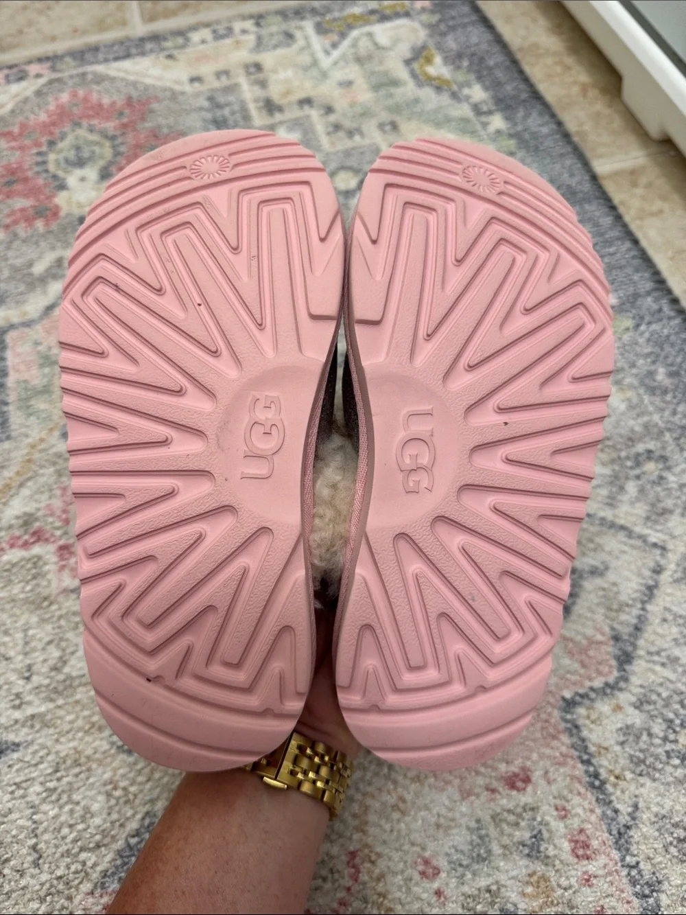 UGG Kids Iridescent Silver Glitter Sheepskin-Trim Pink Sole Clog Slippers